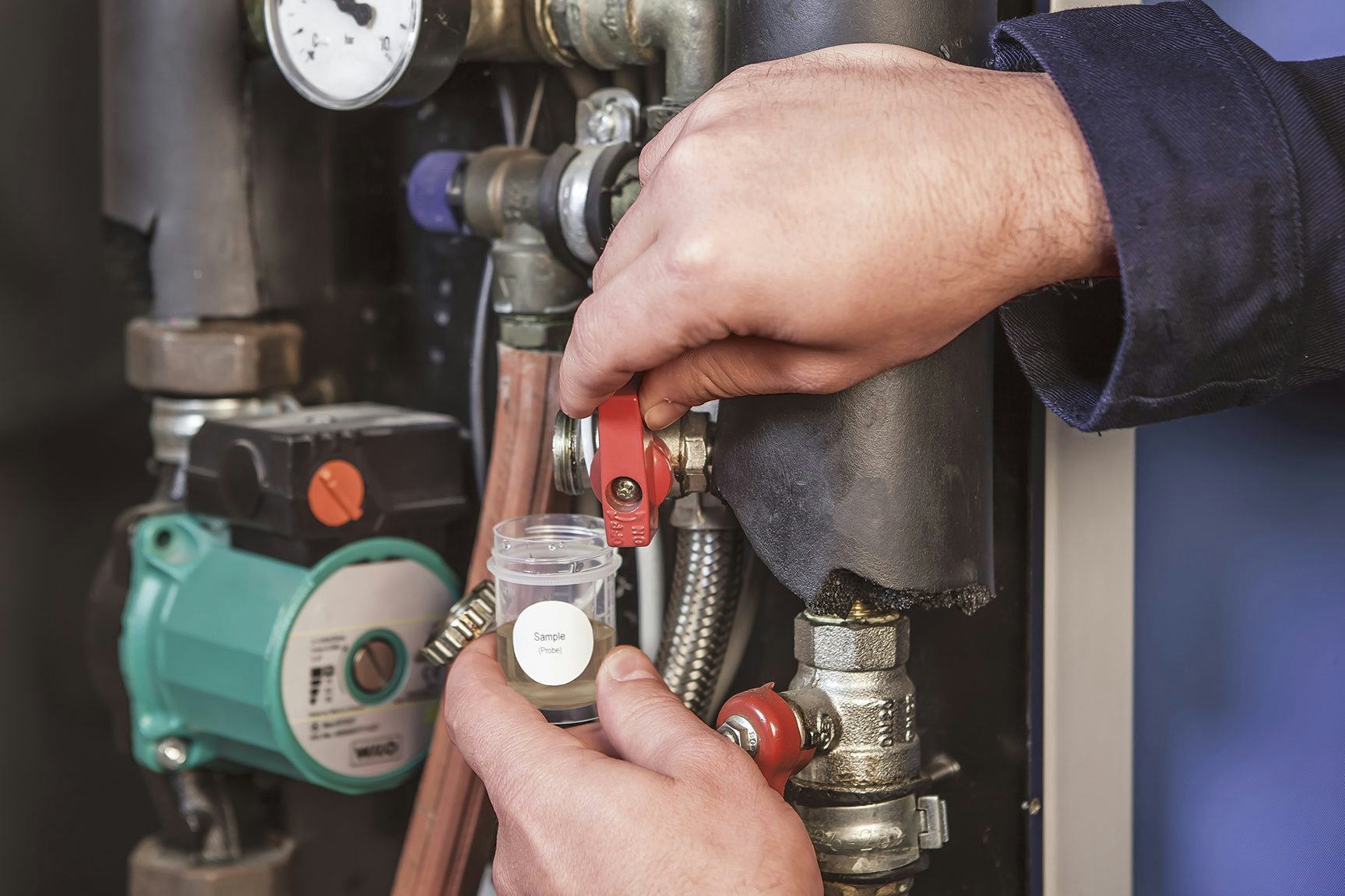 Meet de kwaliteit van systeemwater in verwarmingsinstallaties