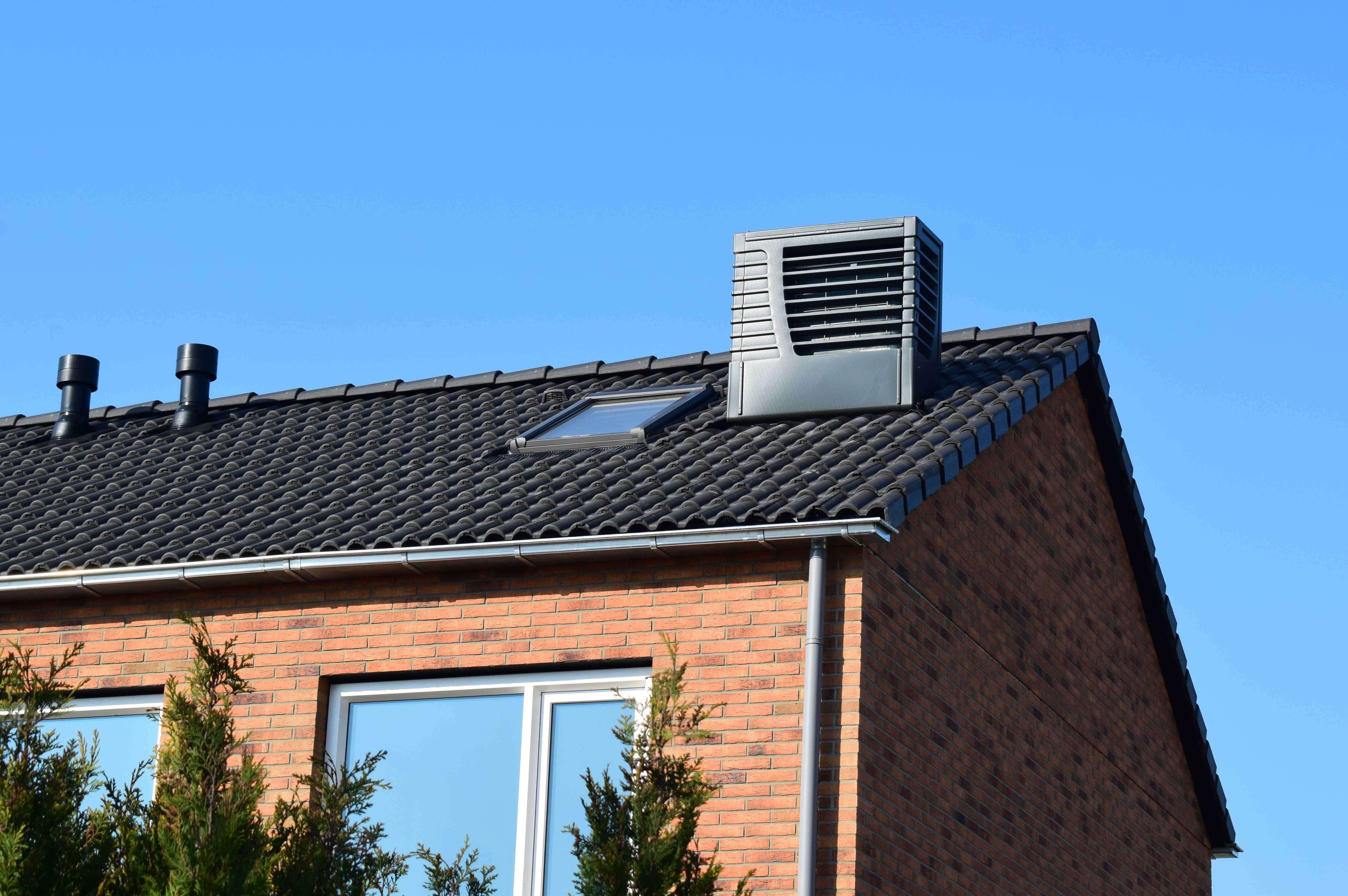 De warmtepomp kan het dak op!