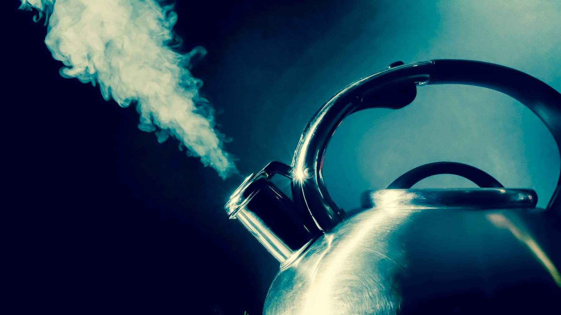 Een keteltje heet water is niet de oplossing...