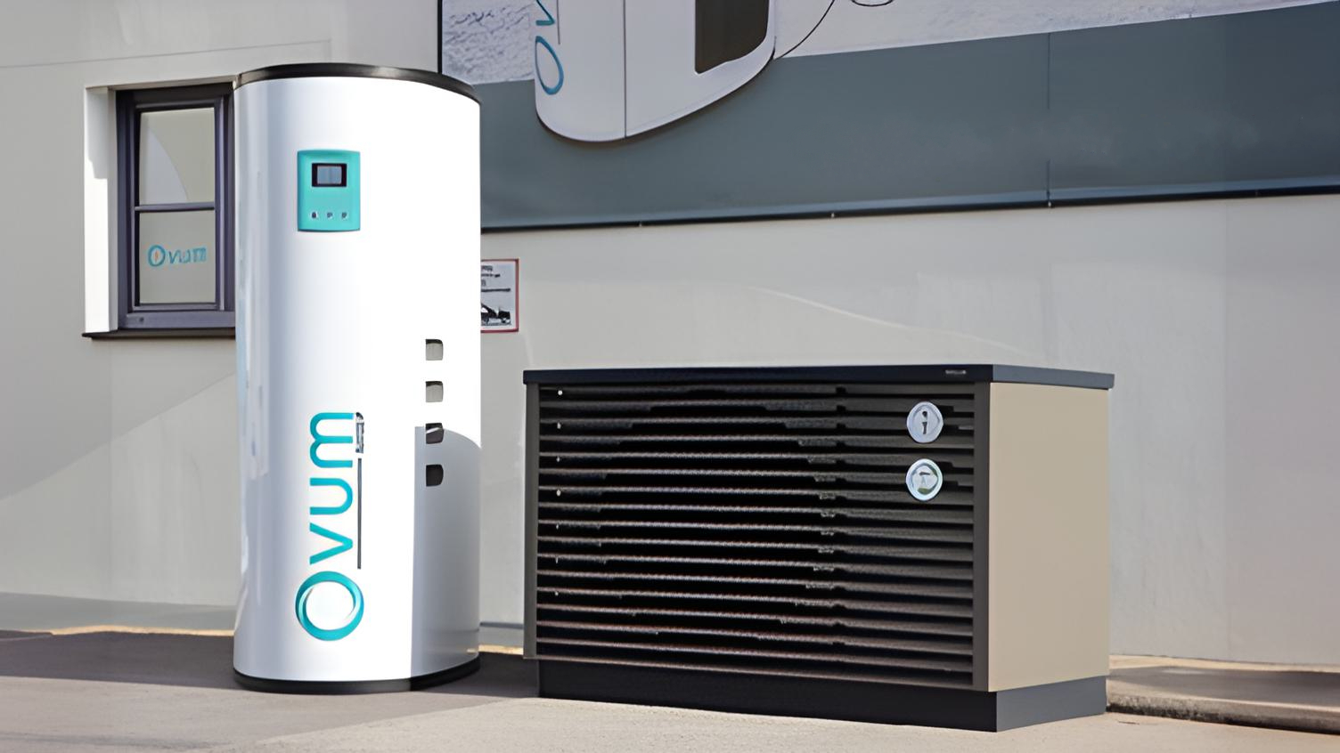 Ovum monoblock warmtepomp en buffervat - foto: Ovum Wärmepumpen