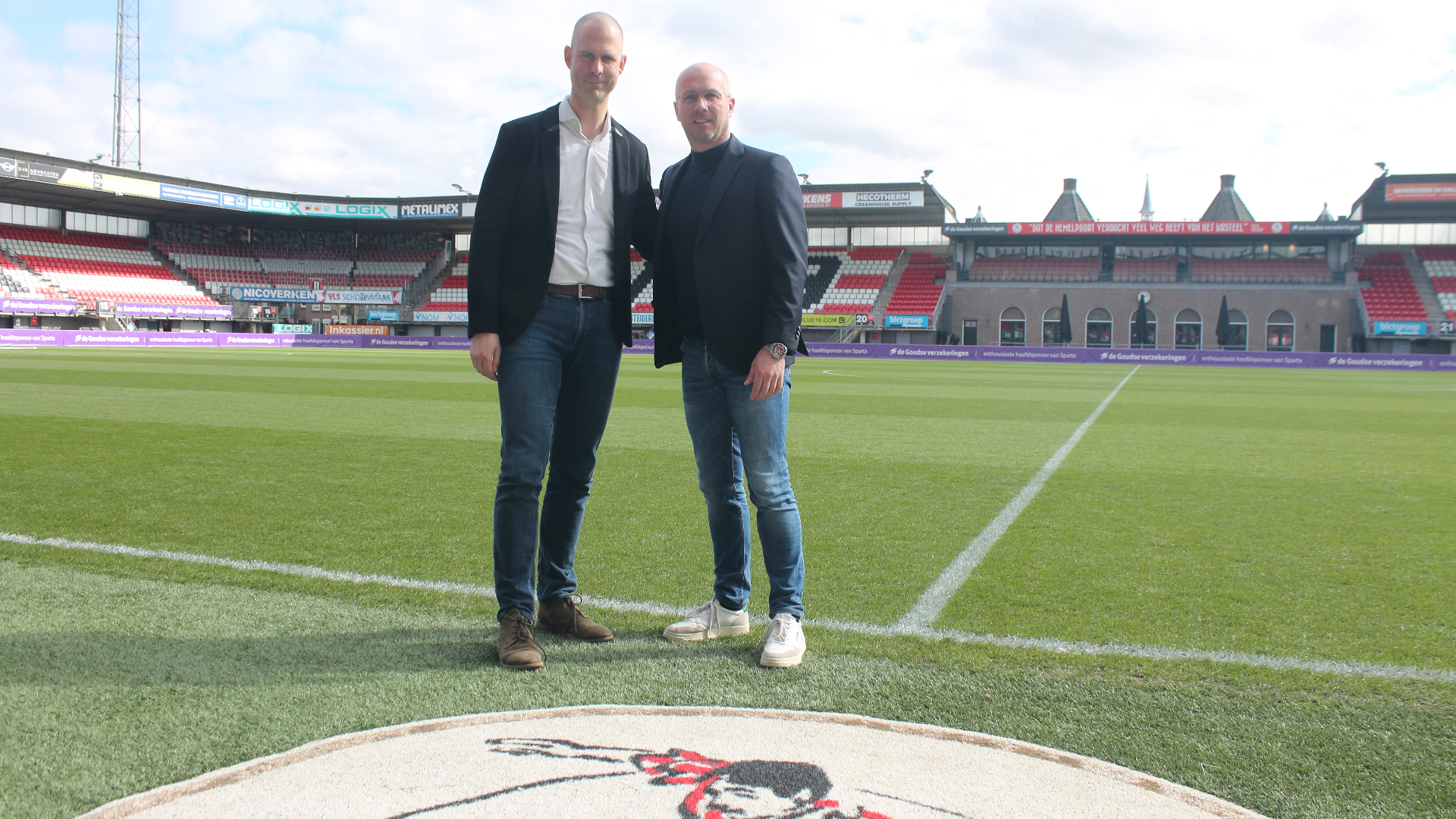 Walter Grootveld (Essent, links) en Manfred Laros (Sparta). Foto: Tim van Dorsten 