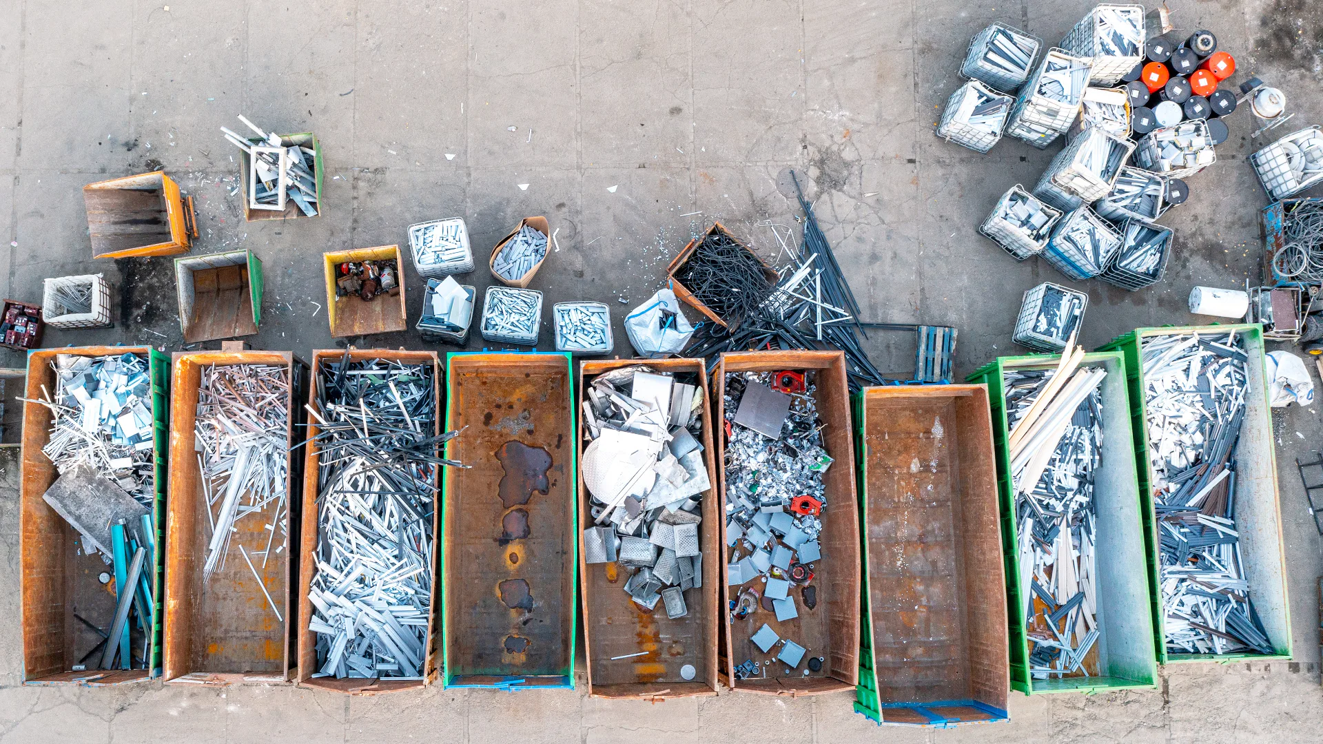 Veel bruikbaar materiaal wordt gerecycled in plaats van circulair hergebruikt - foto: Vladyslav Horoshevych/Shutterstock