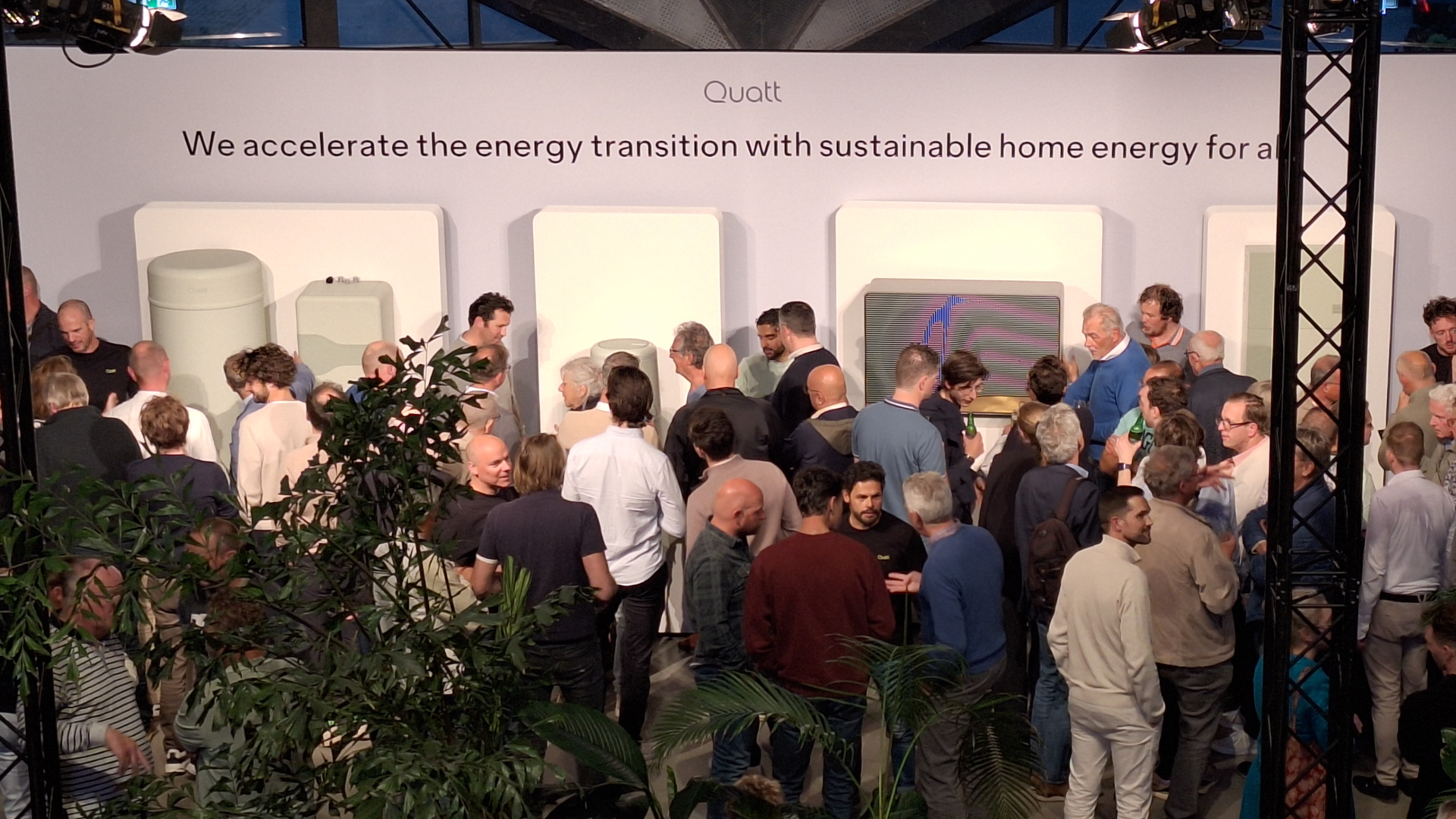 Volle bak bij lancering van Quatt ecosysteem - foto Margo van Voskuilen