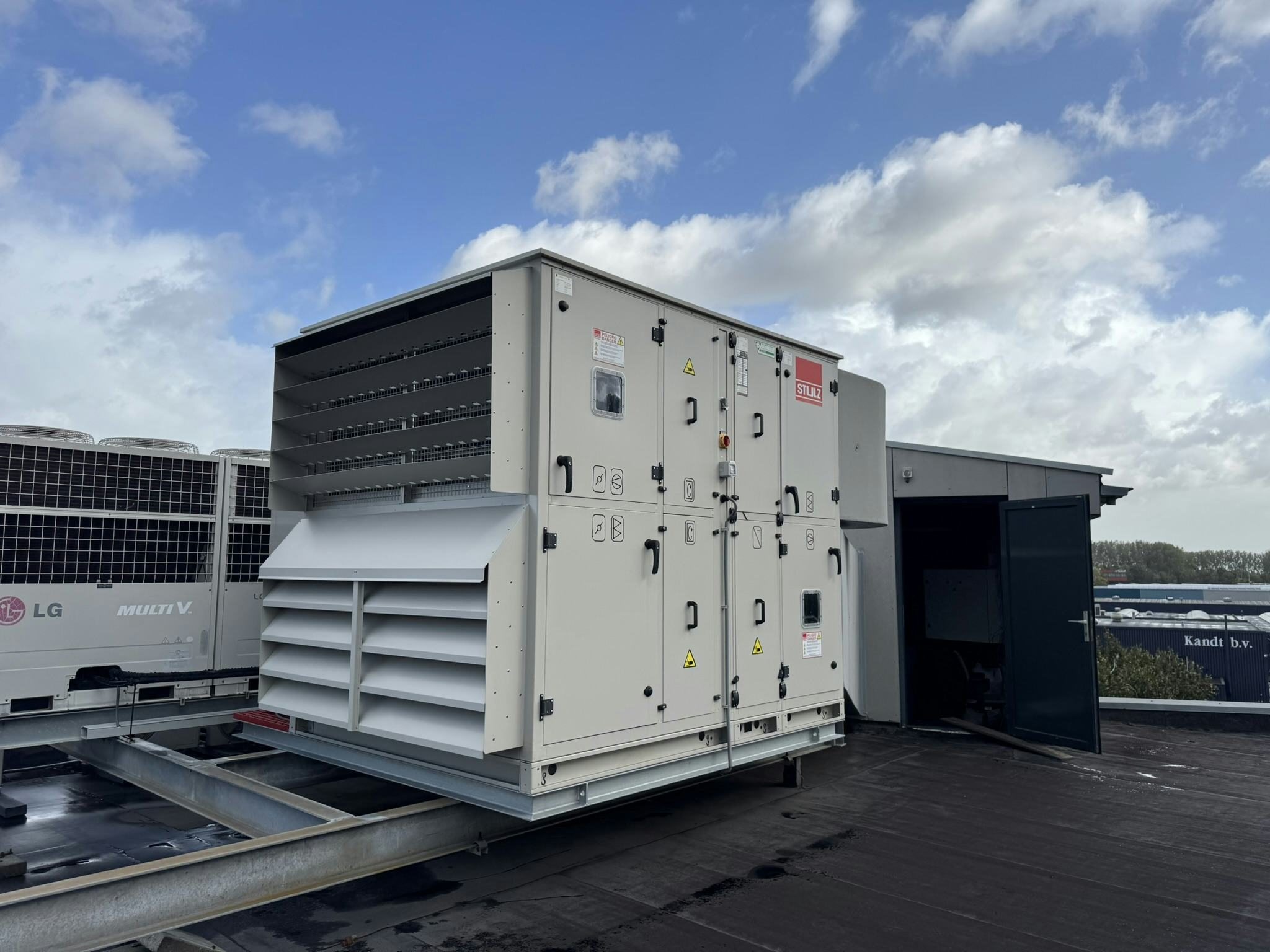 Oud- en nieuwbouw in één pand vroeg om deze unieke installatie-oplossing