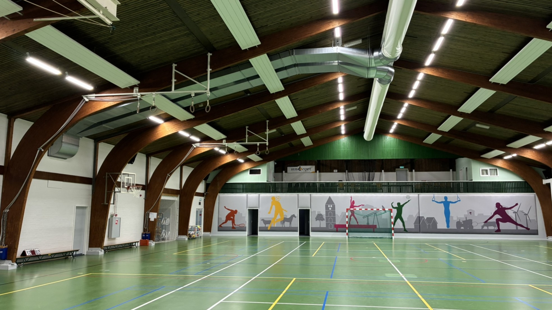 De sporthal in de gemeente Emmen - foto: Harm Jan Moesker