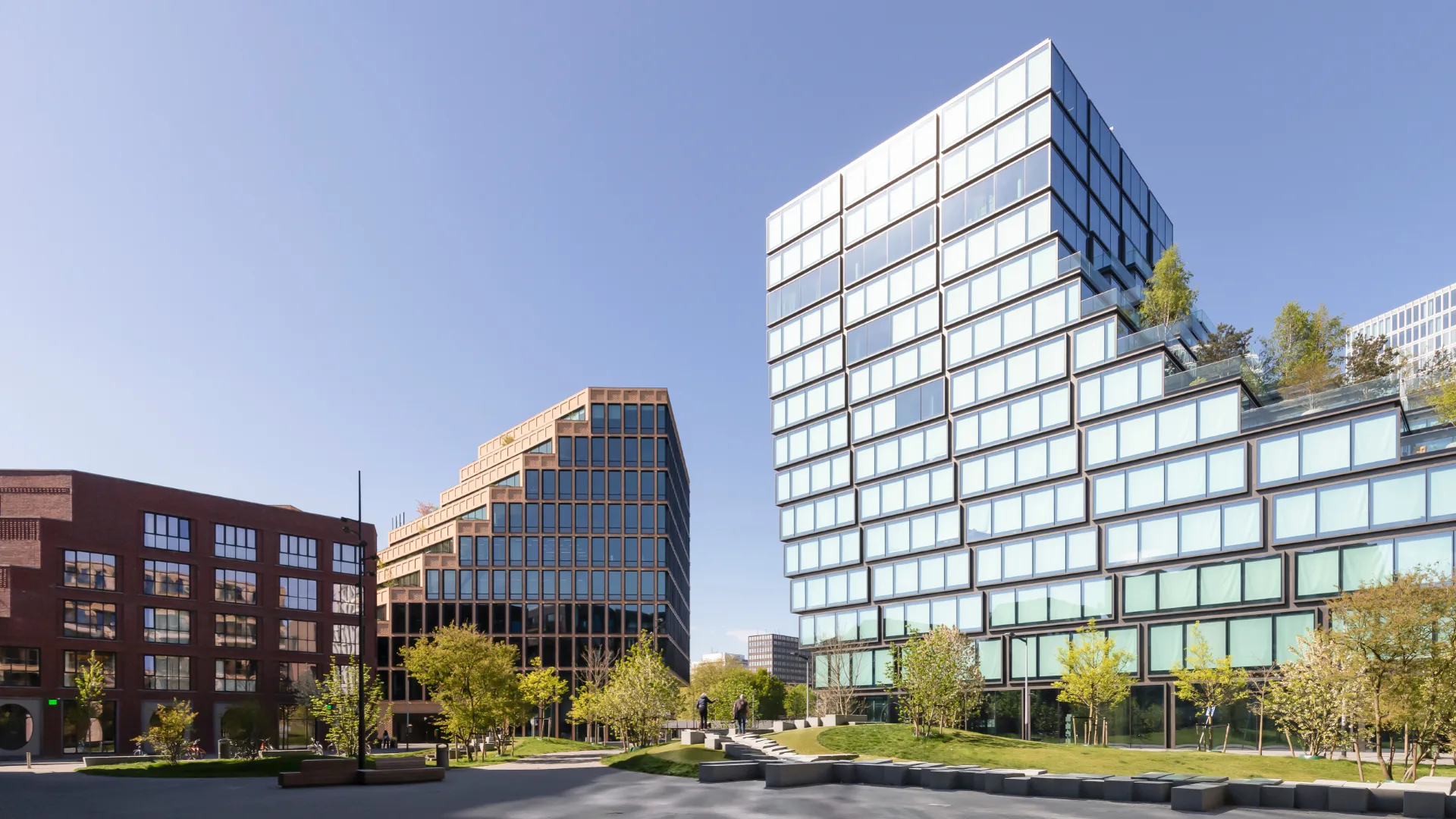 Kantoorgebouwen aan de Zuidas in Amsterdam, in de buurt van de RAI. Beeld ter illustratie: Wolf-photography/Shutterstock.com.